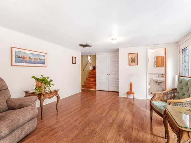 661 Winston Drive, Melrose Park, IL 60160