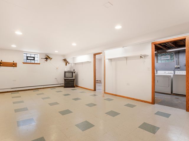 661 Winston Drive, Melrose Park, IL 60160