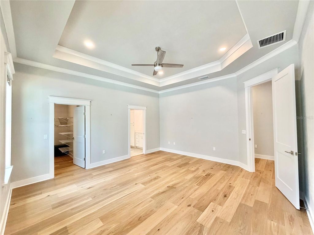 Image 13 of property listing at 2537 NW 48TH TERRACE, Gainesville, FL 32606