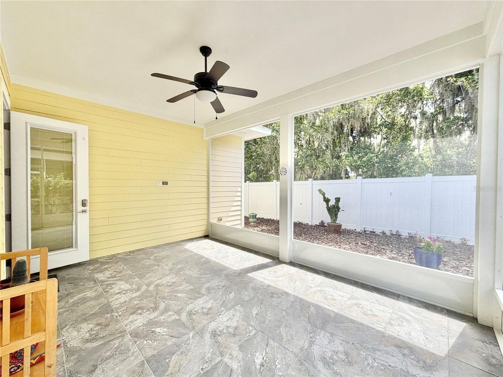 Image 32 of property listing at 2537 NW 48TH TERRACE, Gainesville, FL 32606
