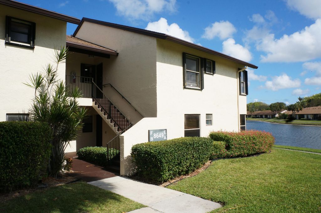 8649 Boca Glades Boulevard W E, Boca Raton, FL 33434