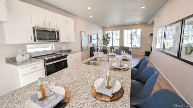 3421 Pearwood Drive, Johnstown, CO 80534