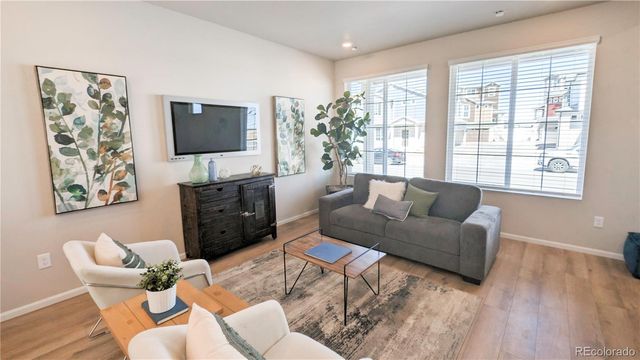 3421 Pearwood Drive, Johnstown, CO 80534