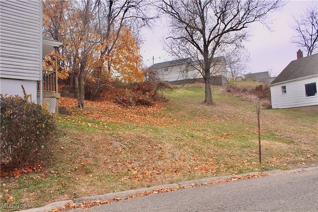 113 Lincoln Avenue, Weirton, WV 26062