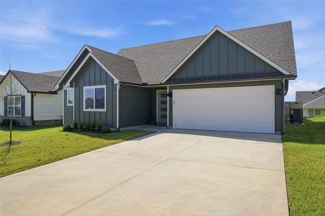 3901 E Montpelier Street, Broken Arrow, OK 74014