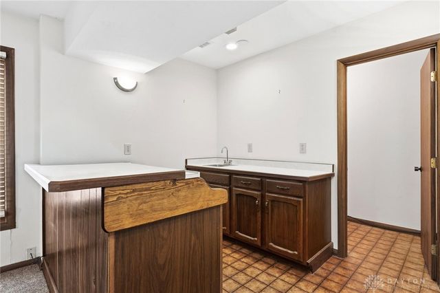 4400 Royal Ridge Way, Dayton, OH 45429