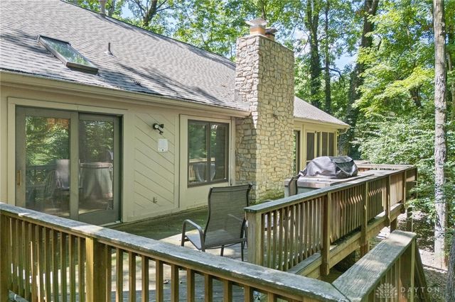 4400 Royal Ridge Way, Dayton, OH 45429