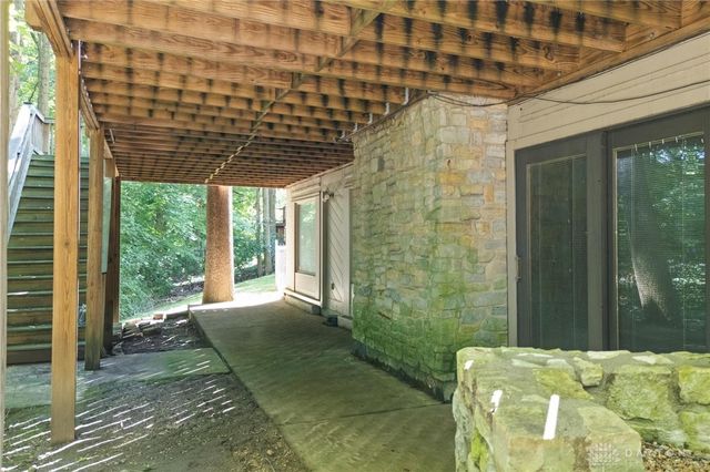 4400 Royal Ridge Way, Dayton, OH 45429