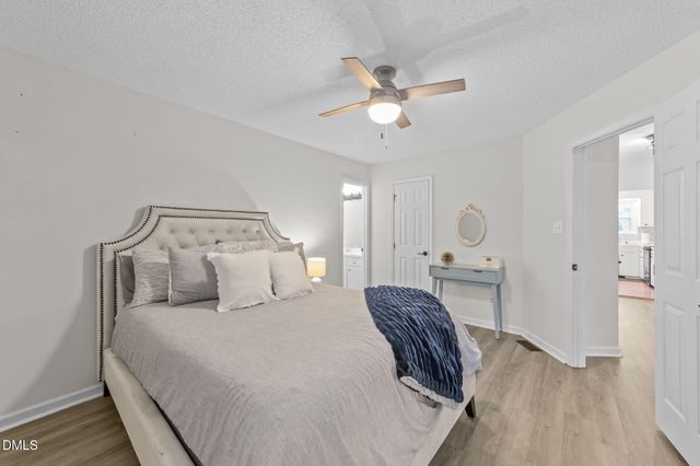 717 Slippery Bank Court, Benson, NC 27504