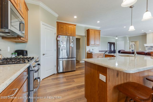 11740 Kalamata Drive, Dewitt, MI 48820