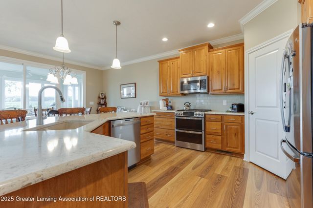 11740 Kalamata Drive, Dewitt, MI 48820