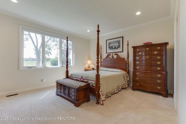 11740 Kalamata Drive, Dewitt, MI 48820