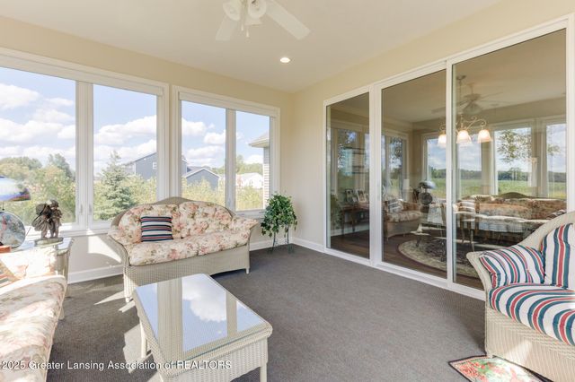 11740 Kalamata Drive, Dewitt, MI 48820