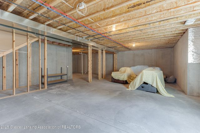 11740 Kalamata Drive, Dewitt, MI 48820