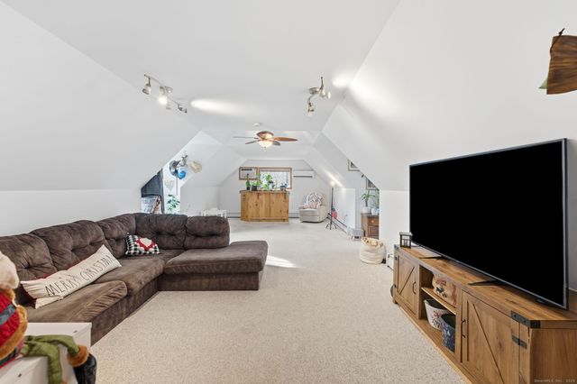 87 South Brook Road, Hampton, CT 06247