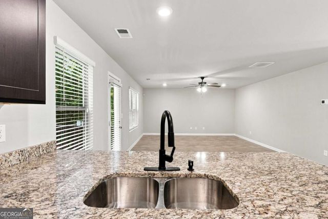 337 Daffodil Drive, Temple, GA 30179