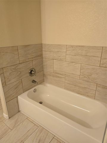 10319 Moonset Lane, Houston, TX 77016