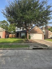 10319 Moonset Lane, Houston, TX 77016