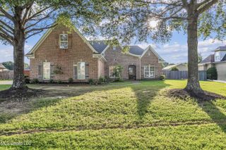8091 Heatherstone Drive, Olive Branch, MS 38654