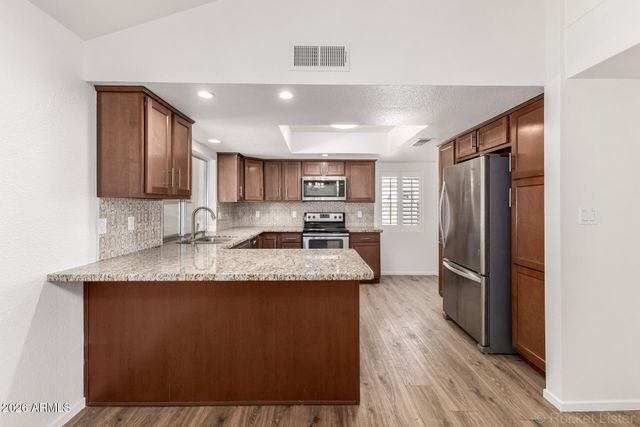 2122 S ASH Circle, Mesa, AZ 85202