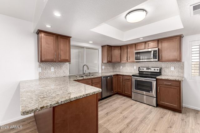 2122 S ASH Circle, Mesa, AZ 85202