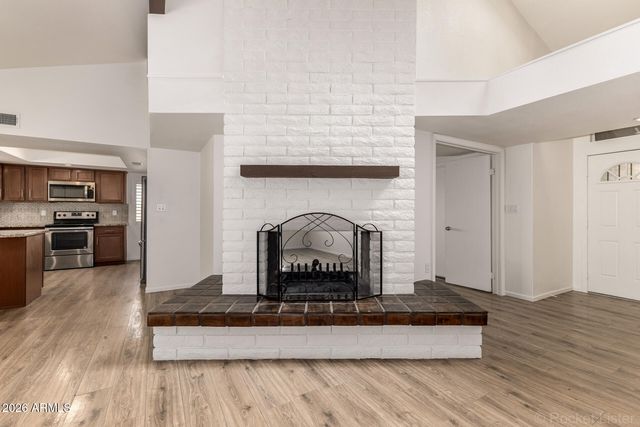 2122 S ASH Circle, Mesa, AZ 85202