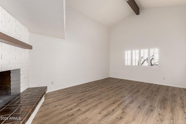 2122 S ASH Circle, Mesa, AZ 85202