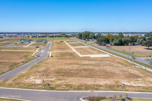 104 Sea Island Lane, Youngsville, LA 70592