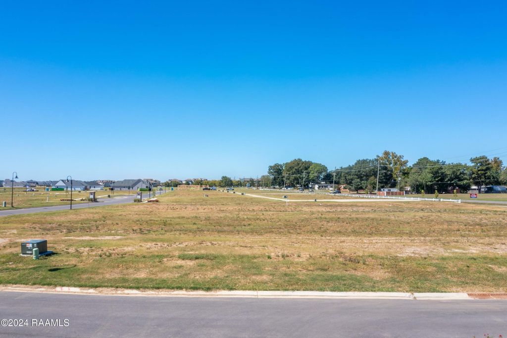 104 Sea Island Lane, Youngsville, LA 70592