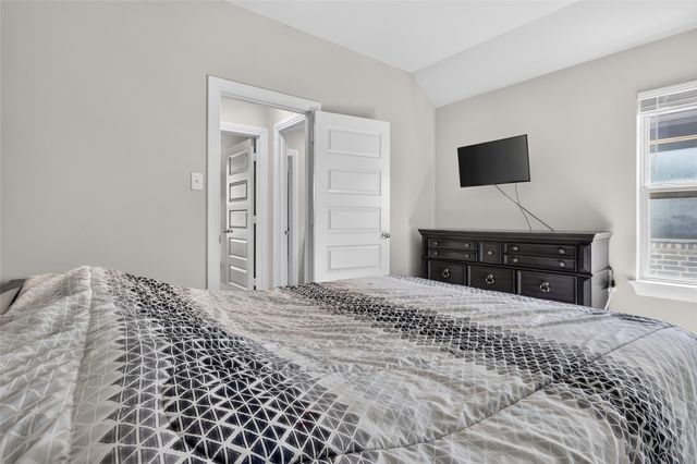 12325 Hulson Trail, Fort Worth, TX 76052