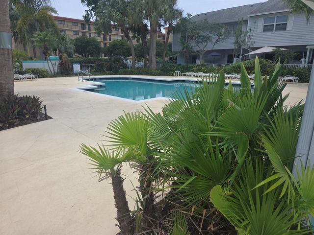 2843 NE 15th Street, Pompano Beach, FL 33062