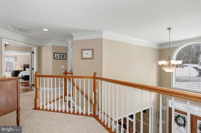 8360 HICKORY HOLLOW CT, Manassas, VA 20112