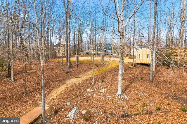 8360 HICKORY HOLLOW CT, Manassas, VA 20112