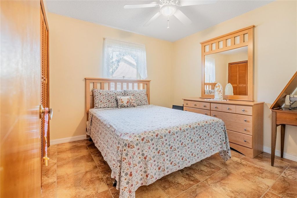 Image 18 of property listing at 4847 REGINALD ROAD, Orlando, FL 32829