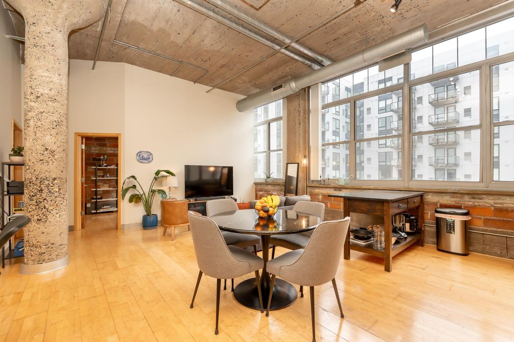 521 S 7th Street 508, Minneapolis, MN 55415 — photo 2