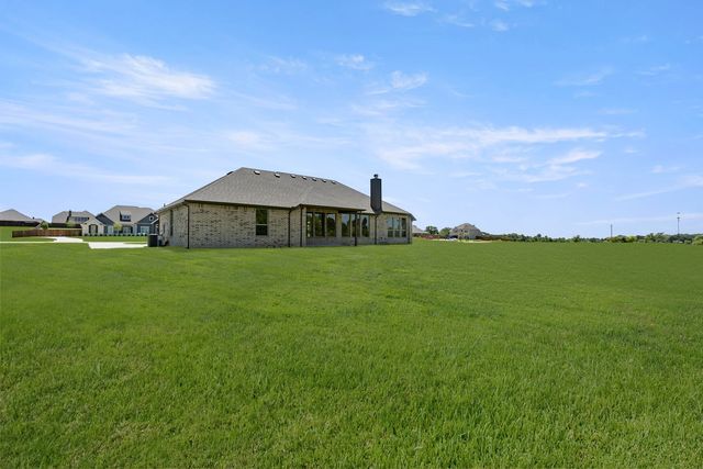 23 Old Crow Road, Joshua, TX 76058