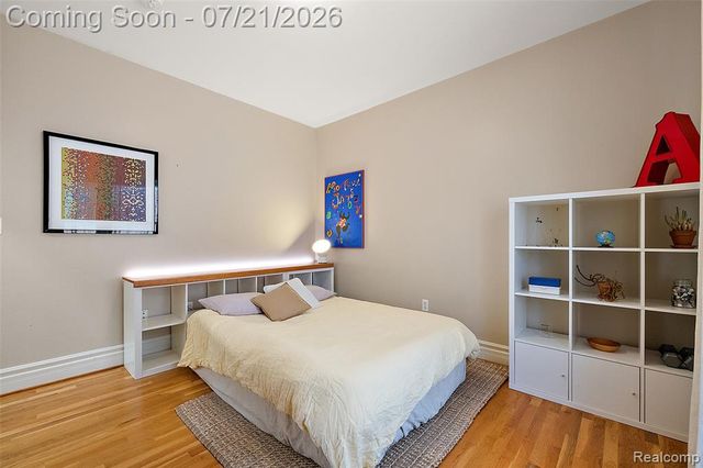 443 E Ferry Street, Detroit, MI 48202