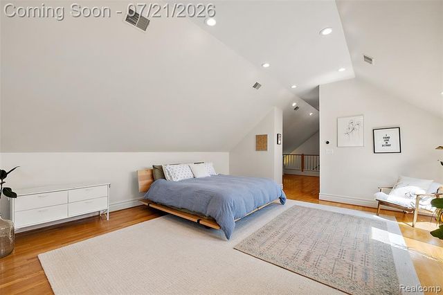 443 E Ferry Street, Detroit, MI 48202