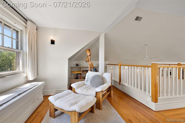 443 E Ferry Street, Detroit, MI 48202