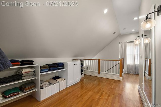 443 E Ferry Street, Detroit, MI 48202