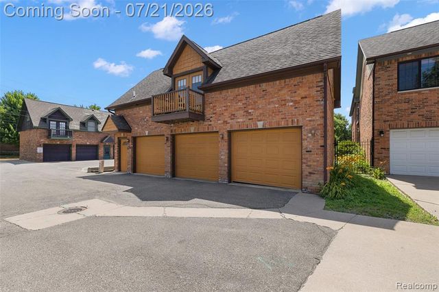 443 E Ferry Street, Detroit, MI 48202