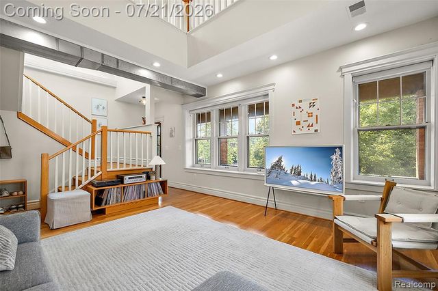 443 E Ferry Street, Detroit, MI 48202