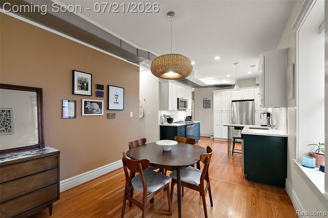 443 E Ferry Street, Detroit, MI 48202
