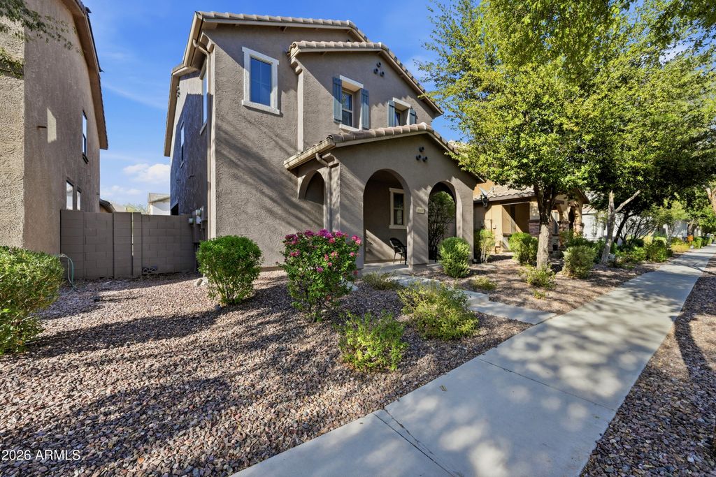 4066 E CATHY Drive, Gilbert, AZ 85296 — photo 2
