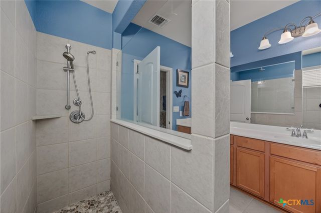 6629 Bowie Cove, Schertz, TX 78108