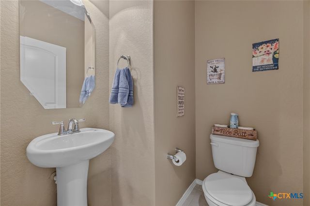 6629 Bowie Cove, Schertz, TX 78108