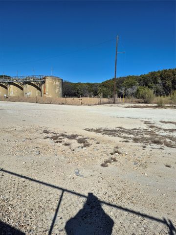 8740 Parkview Court, Cleburne, TX 76033