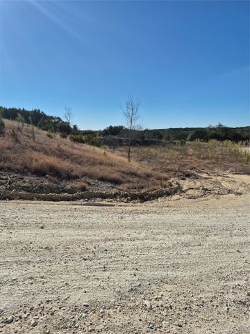 8740 Parkview Court, Cleburne, TX 76033