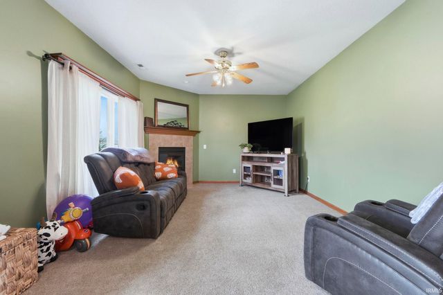 9413 Acacia Passage, Fort Wayne, IN 46835