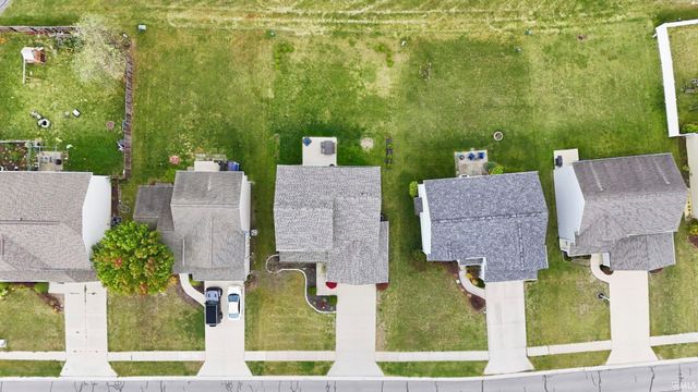 9413 Acacia Passage, Fort Wayne, IN 46835